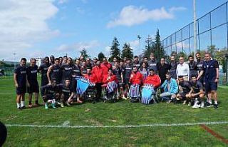 Şampiyon Abdullah Öztürk ve paralimpik sporculardan...