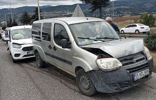 Samsun’da 5 aracın karıştığı zincirleme trafik...