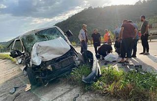 Samsun’da kamyonet kamyona arkadan çarptı: 1 ağır...