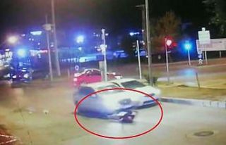 Samsun’da otomobilin yayaya çarpıp havaya fırlatma...