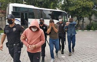 Samsun’da uyuşturucu ticaretinden 3’ü kamu görevlisi...