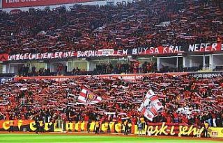 Şanlıurfaspor cephesinden Eskişehirspor tribünlerine...