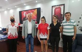 Saruhanlı Belediyesi Badmintoncuları Hırvatistan...