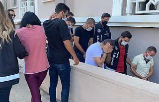 Savcı, polisiz diyerek 3 milyon TL dolandırdılar