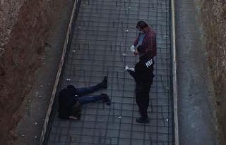 SDÜ kampüsü içinde inşaat çukuruna düşen üniversite...