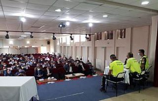 Servis şoförlerine seminer