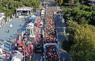 ’Şiddete karşı koş’ diyenler Kadıköy Yarı...