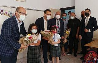 Silifke’de 21 bin öğrenci ders başı yaptı