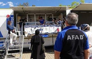 Simülasyon tırında gerçeği aratmayan deprem eğitimi