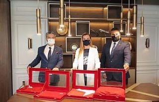 Sınırın sıfır noktasından DEÜ Bayrakbilim Müzesine...