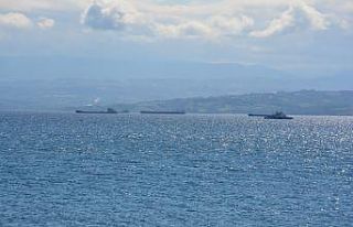 Sinop limanına demirlediler