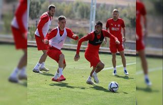 Sivasspor, Beşiktaş maçına yoğun tempoda hazırlanıyor