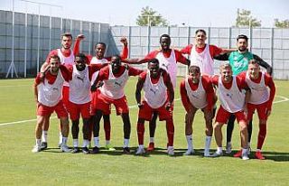Sivasspor’da neşeli idman