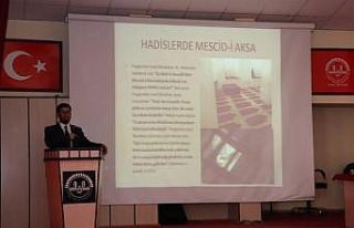 Sivas’ta din görevlilerine konferans