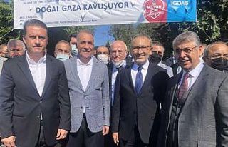 Sultangazi’de 900 haneye doğal gaz ulaştırıldı