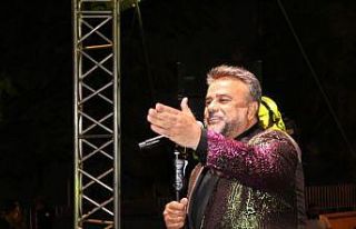 Sungurlu’da Bülent Serttaş rüzgarı