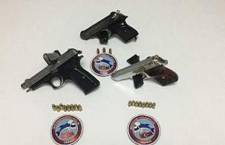 Şüpheli 3 şahsın üzerinde tabanca ve uyuşturucu...