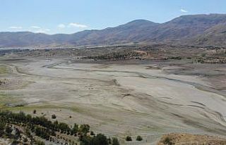 Sürgü Barajı alarm veriyor