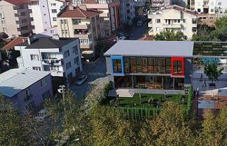 Sütlüce kreş ve millet kıraathanesine kavuşuyor