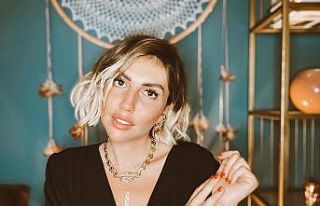 Takipçilerinin hikayelerini kitapta toplayacak