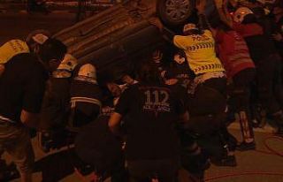 Takla atan araçtan burnu kanamadan çıktı, tedbir...