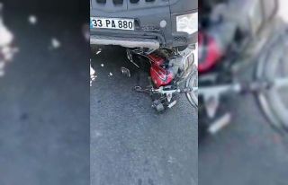 Tarsus’ta motosiklet ile mikser çarpıştı, baba...