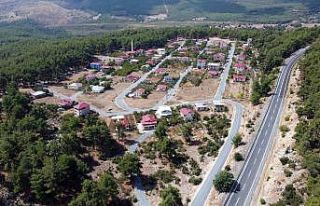 Tarsus’ta yol yapım çalışmaları sürüyor