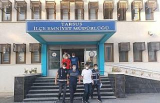 Tarsus’taki 1 kişiyi bıçakla yaralayan 3 şüpheli...