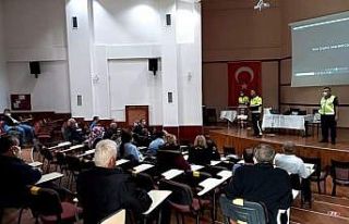 Taşıma yapan şoför ve rehberler eğitim semineri