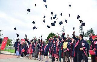 Terme MYO’da mezuniyet sevinci