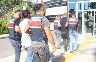 Teröristlere erzak taşıyanlara operasyon