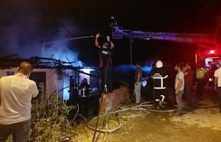 Tokat’ta ahşap ev alevlere teslim oldu