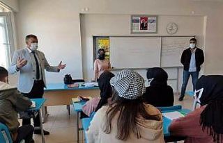 Tomarza Milli Eğitim Müdürü Kurt’tan okul ziyaretleri