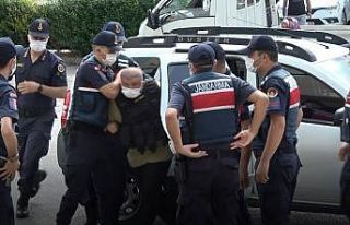 Trabzon’da cinnet geçirerek 3 küçük kızını...