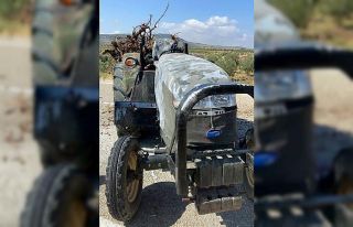 Traktör devrildi: 1 ölü