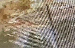 Tünele girmek için hatalı şerit değiştiren sürücü...