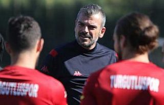 Turgutluspor Teknik Direktörü Akgün: "Skor...