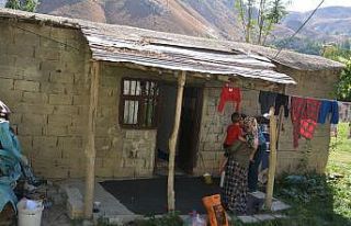 Türk Kızılayı Hakkari Şubesi 6 nüfuslu aileye...