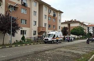 Turşu bidonu almak için indiği bodrumda komşusunun...