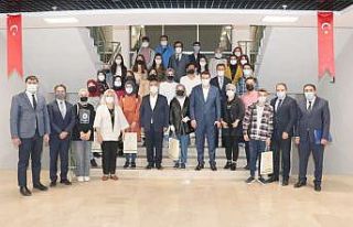 Ücretsiz destekleme kursları ile üniversiteli oldular