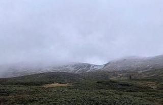 Uludağ’a kar yağdı