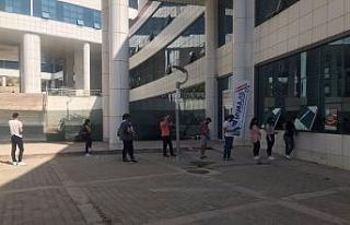 Üniversite öğrencilerine Manisakart kolaylığı