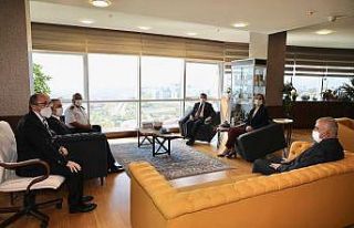 Üniversitede yapılan çalışmalar değerlendirildi