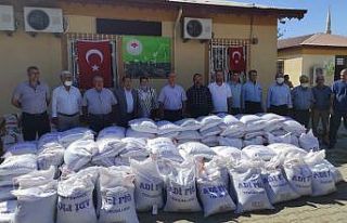 Üreticilere yem bitkisi tohumu dağıtıldı