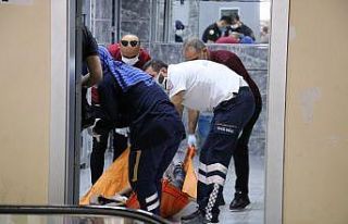 Uyuşturucu kullandığı tuvalette fenalaştı