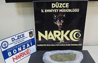 Uyuşturucu satıcısı tutulandı