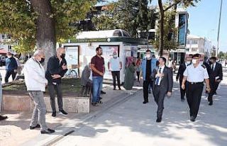 Vali Atay, esnafları ziyaret etti