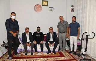 Vali Çuhadar’dan Pençe-Kaplan Gazisi Taştan’a...