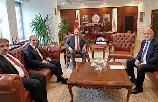 Vali Epcim ve Başkan Pekmezci Bakan Bilgin ile bir...