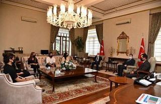 Vali Karadeniz çocuk evlerinde kalan başarılı...